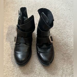 Time and Tru Buckle and Zip up Black Boots Size: 7